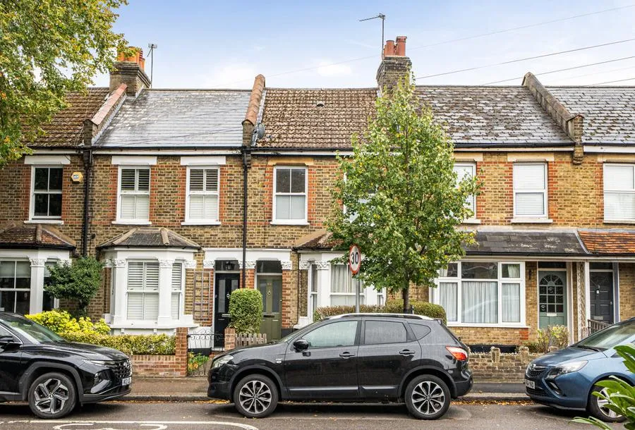 3 bed house for sale, Demesne Road, SM6