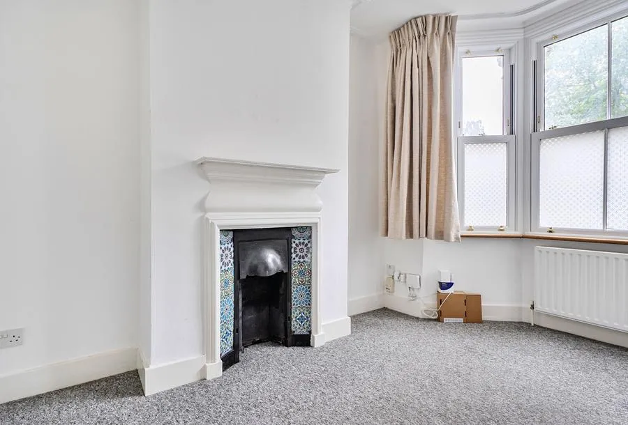 Demesne Road, SM6, photo 3