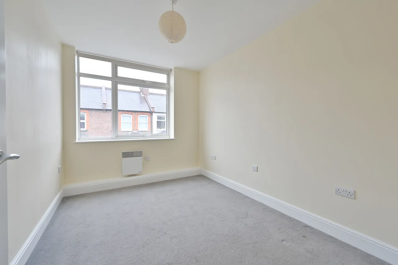 Watford, WD24, photo 8