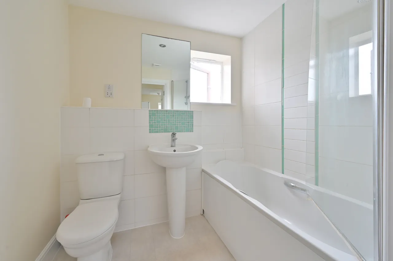 Watford, WD24, photo 5