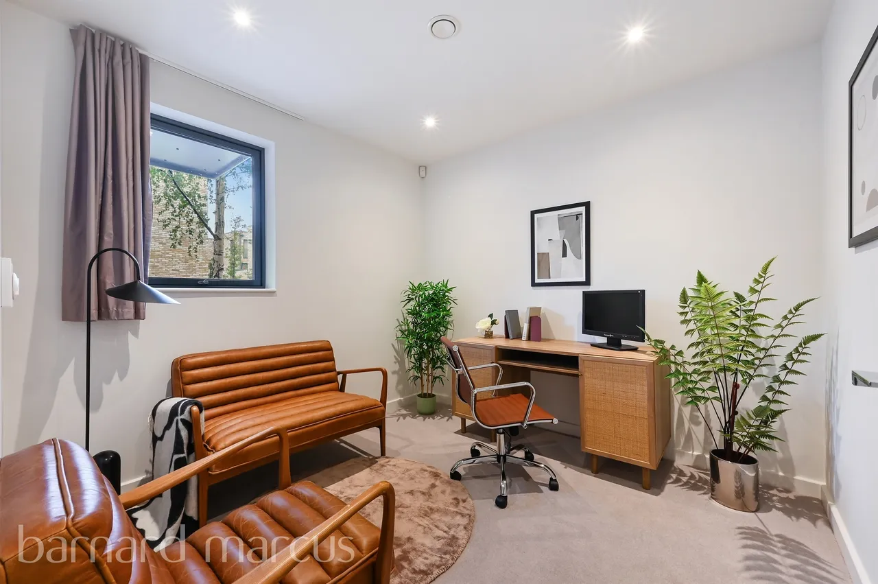 Beatrice Place, London, SW19, photo 14