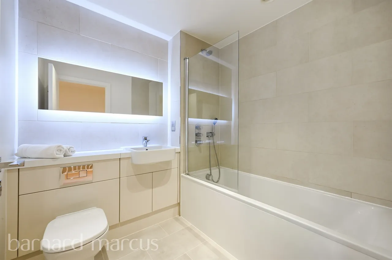 Beatrice Place, London, SW19, photo 10