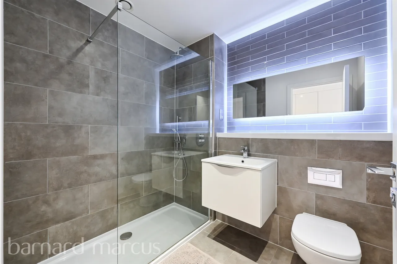 Beatrice Place, London, SW19, photo 7