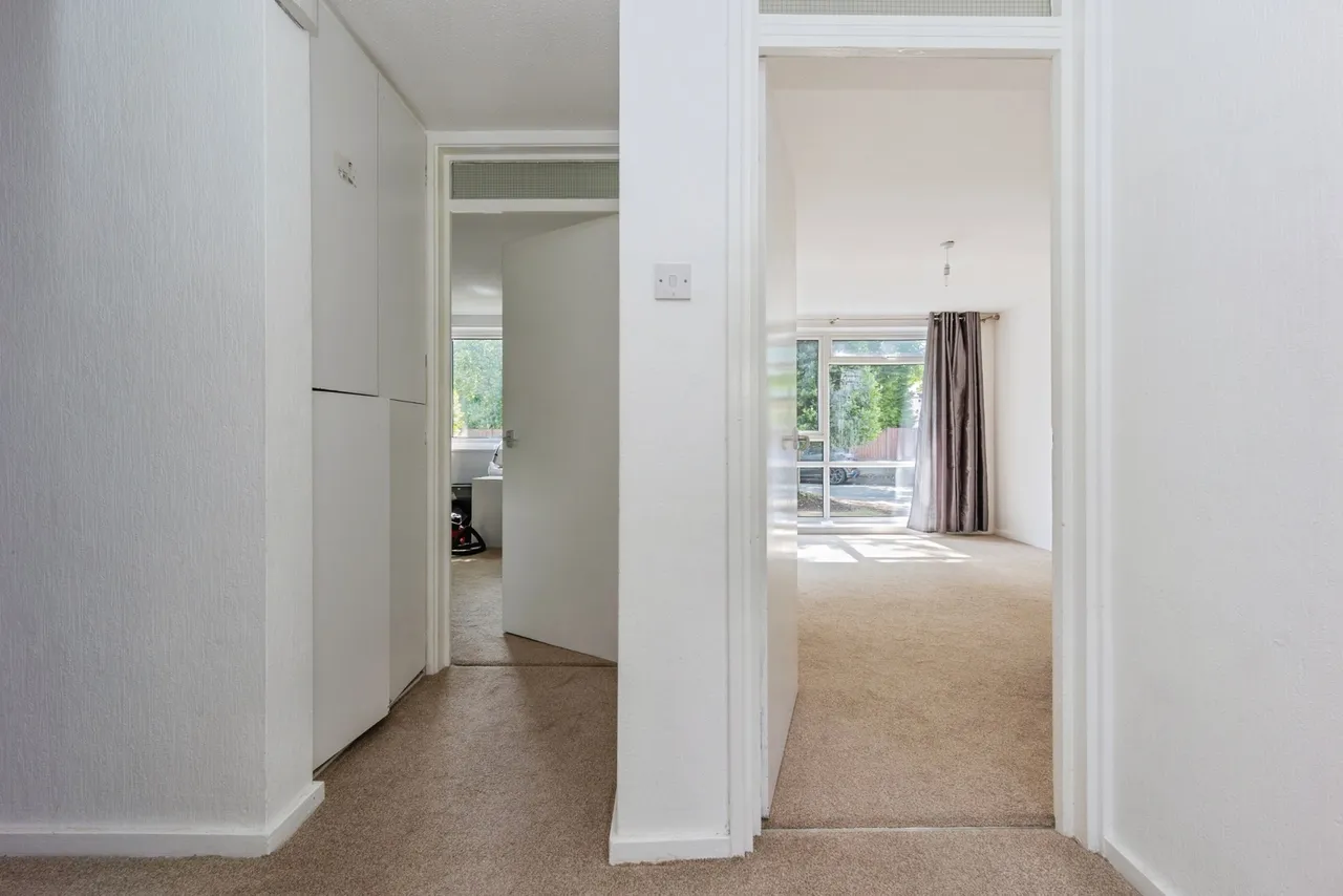 Harboro Road, Sale, Greater Manchester, M33, photo 4