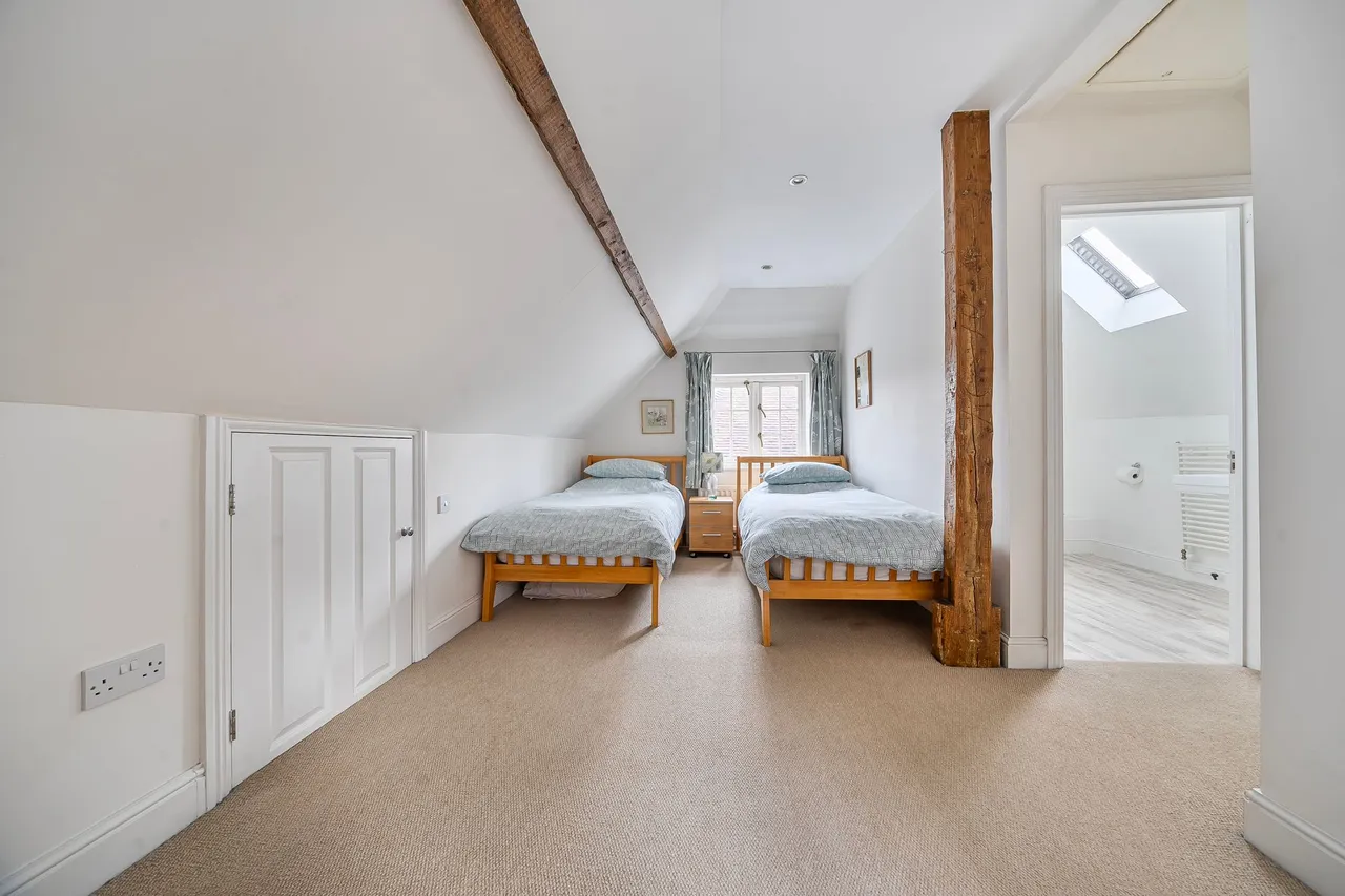 The Rockeries, Midhurst, GU29, photo 7