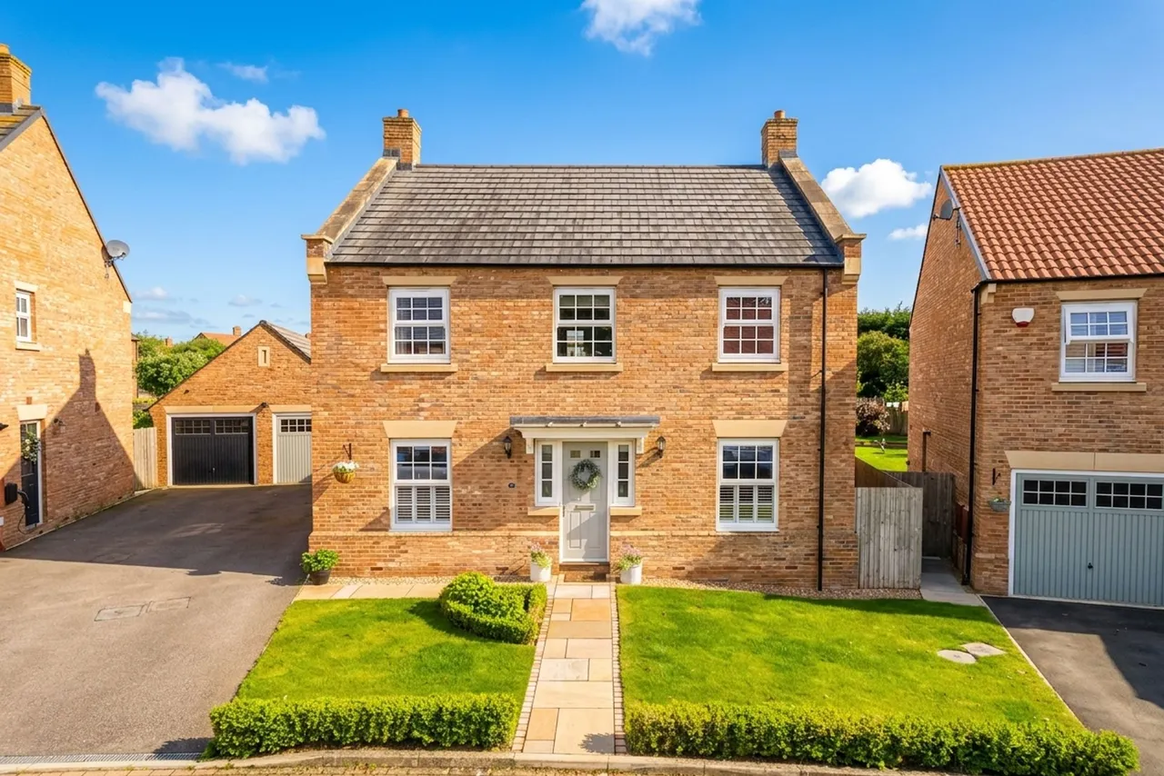 4 bed house for sale, Harewood Close, Green Hammerton, YO26