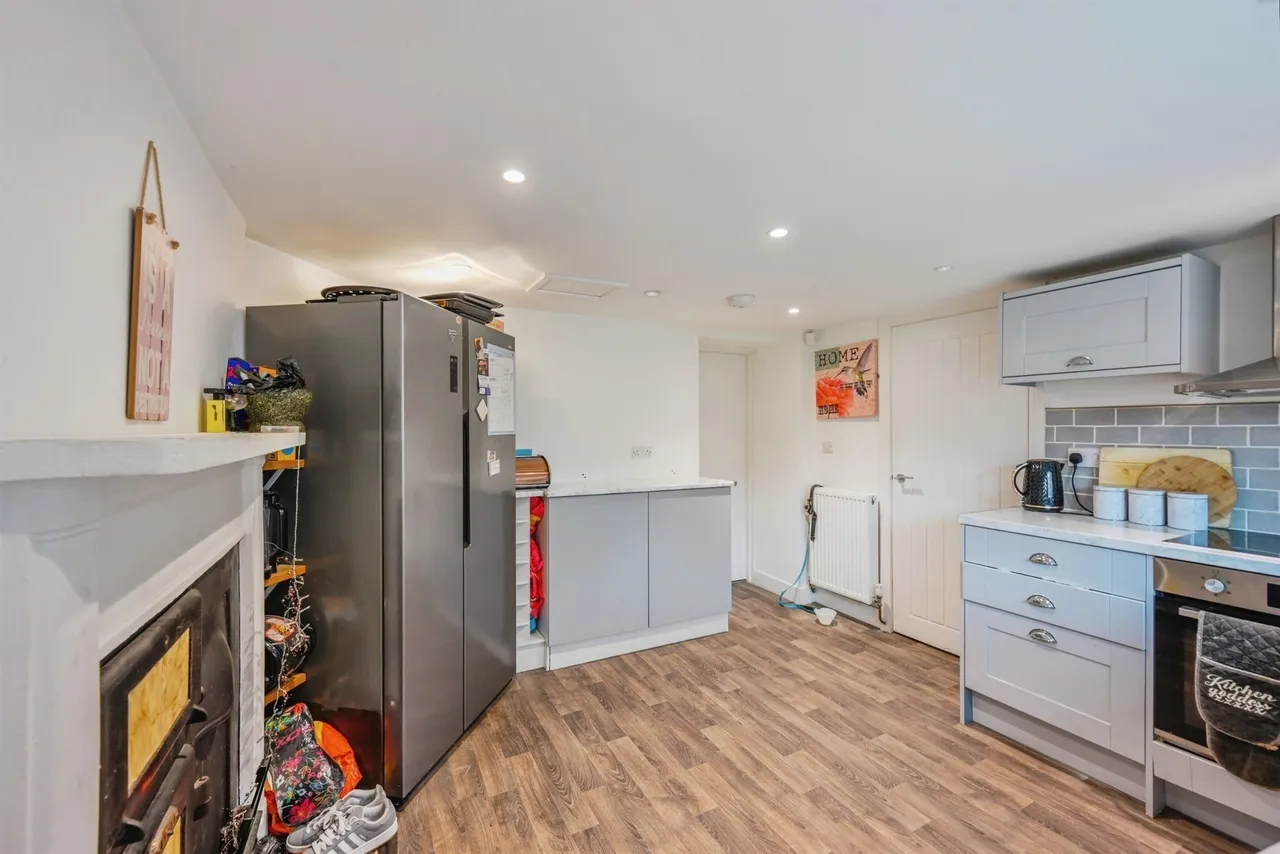 Cheadle Road, Uttoxeter, ST14, photo 8