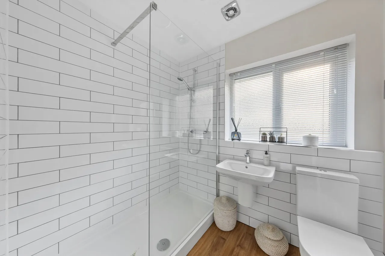 Pendle Gardens, Culcheth, Warrington, Warrington, WA3 4LU, photo 19