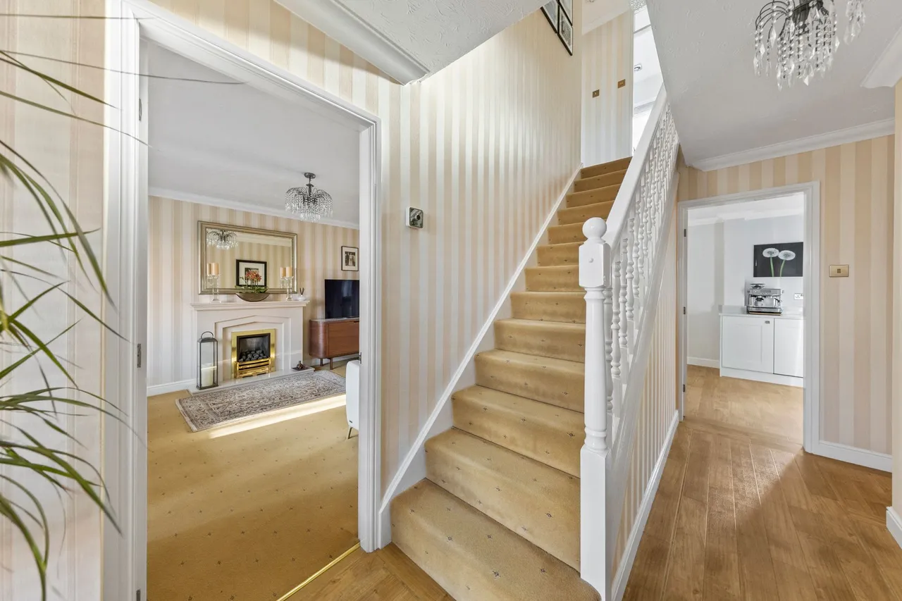 Pendle Gardens, Culcheth, Warrington, Warrington, WA3 4LU, photo 11