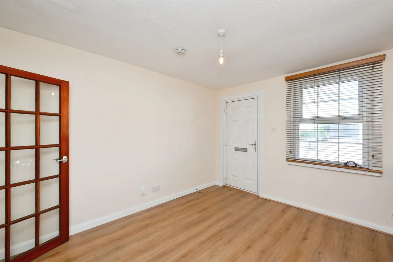 Watton Road, Ware, SG12, photo 2