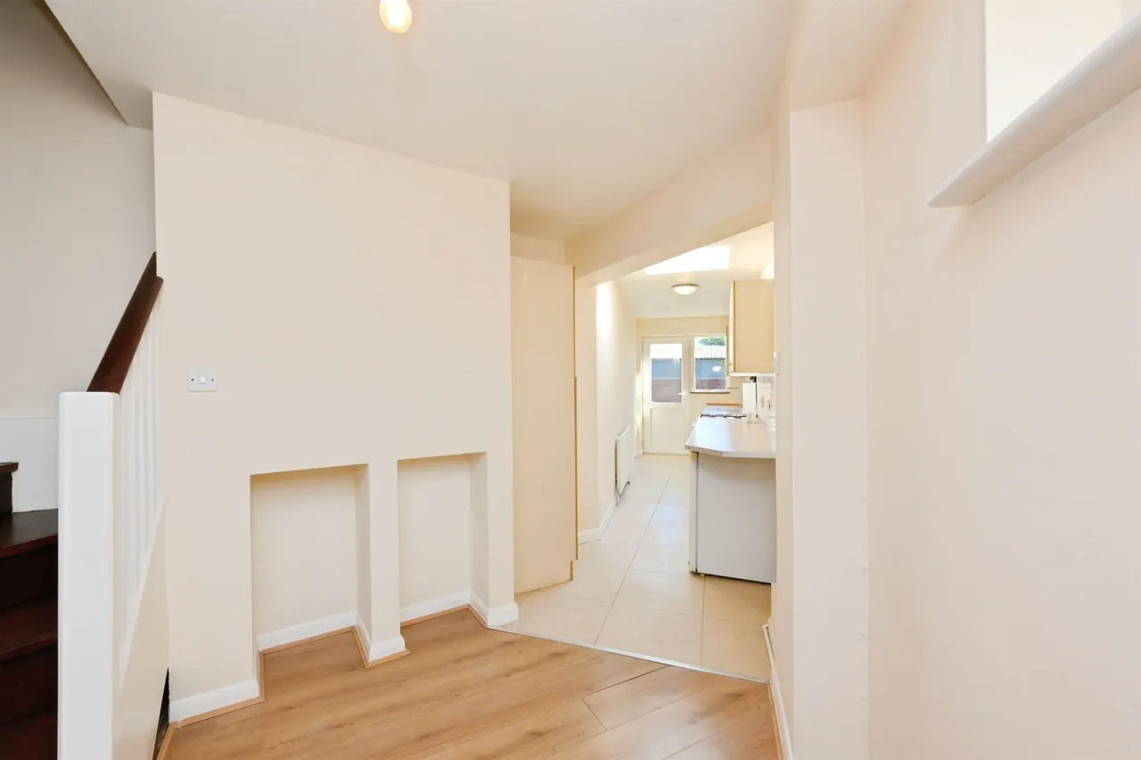 Watton Road, Ware, SG12, photo 8