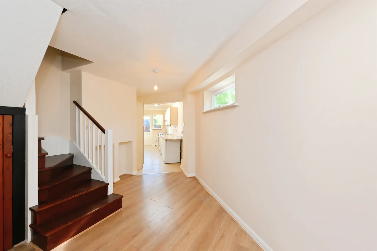 Watton Road, Ware, SG12, photo 7