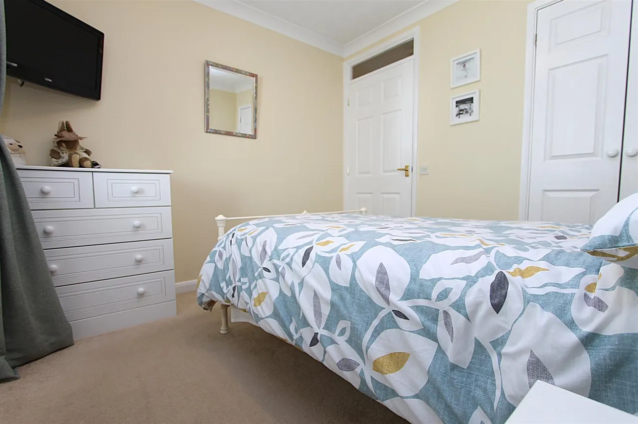 Skylark Way, Kidderminster, photo 10