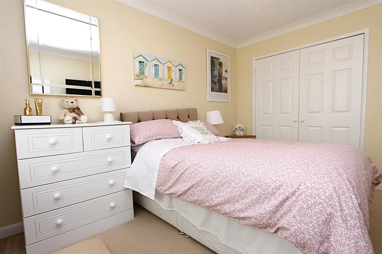 Skylark Way, Kidderminster, photo 8