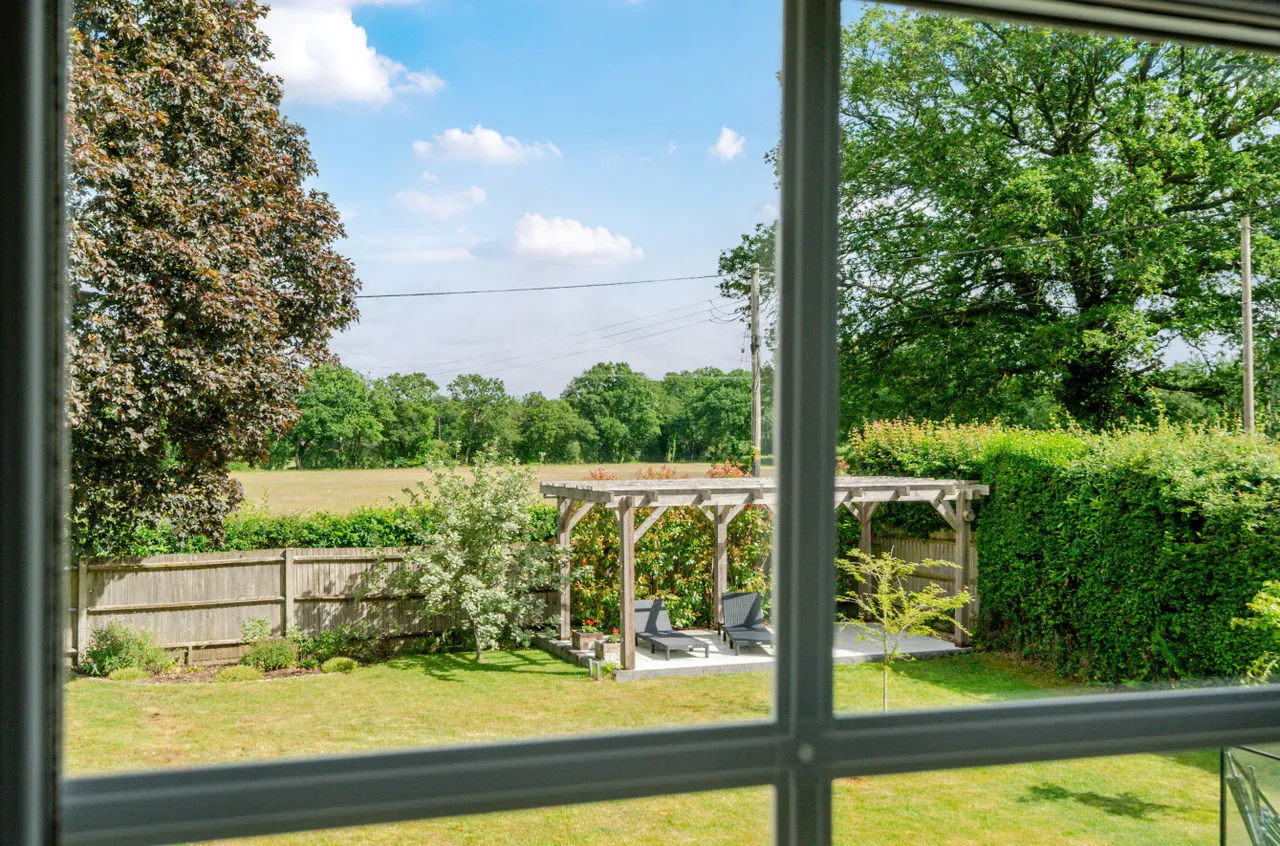 West Heath, Baughurst, Tadley, Hampshire, RG26 5LE, photo 6
