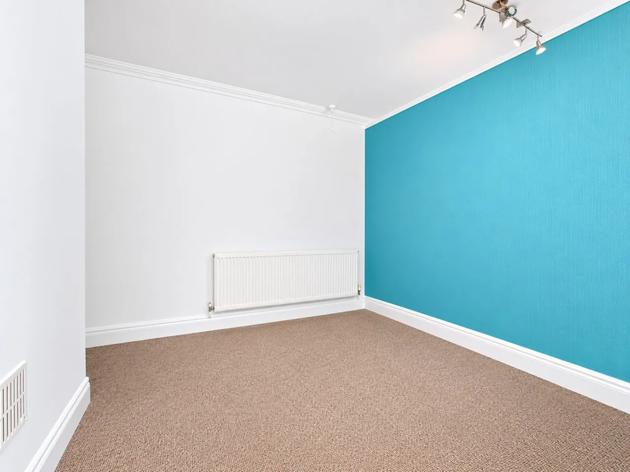 St Leonards Road, Cattedown, Plymouth, photo 8
