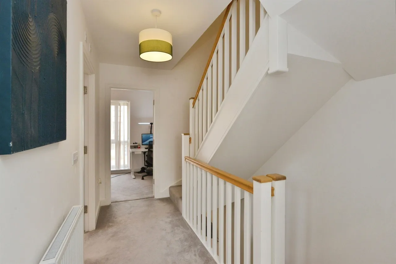 White Grove, Glebe Farm, MK17, photo 9