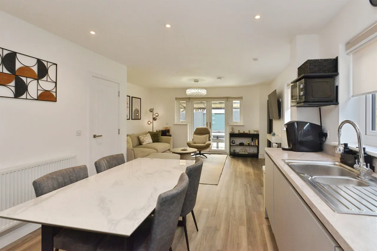 White Grove, Glebe Farm, MK17, photo 6