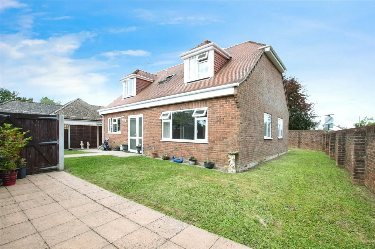 3 bed house for sale, Hightown Road, Ringwood, BH24