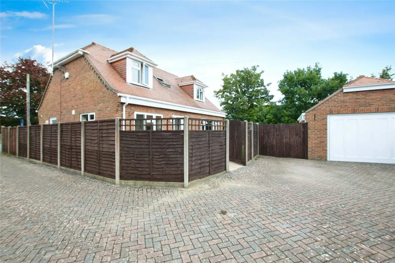 Hightown Road, Ringwood, BH24, photo 18