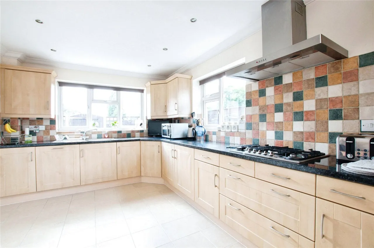 Hightown Road, Ringwood, BH24, photo 4
