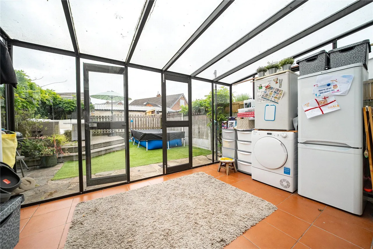Sturton Lane, Garforth, LS25, photo 8