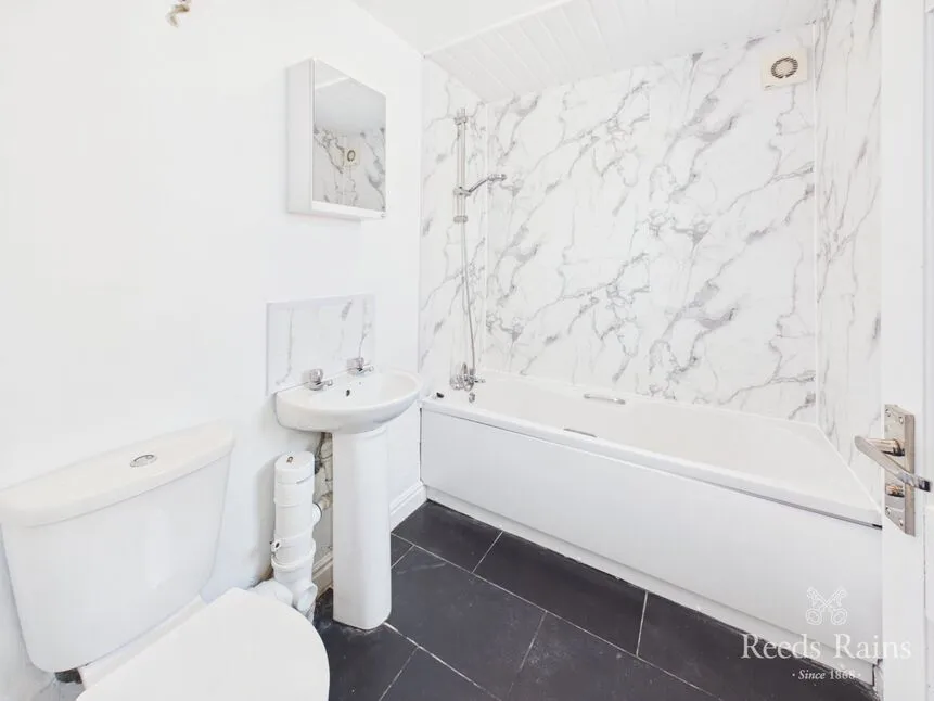 Sunny Grove, Sharp Street, East Yorkshire, HU5, photo 10
