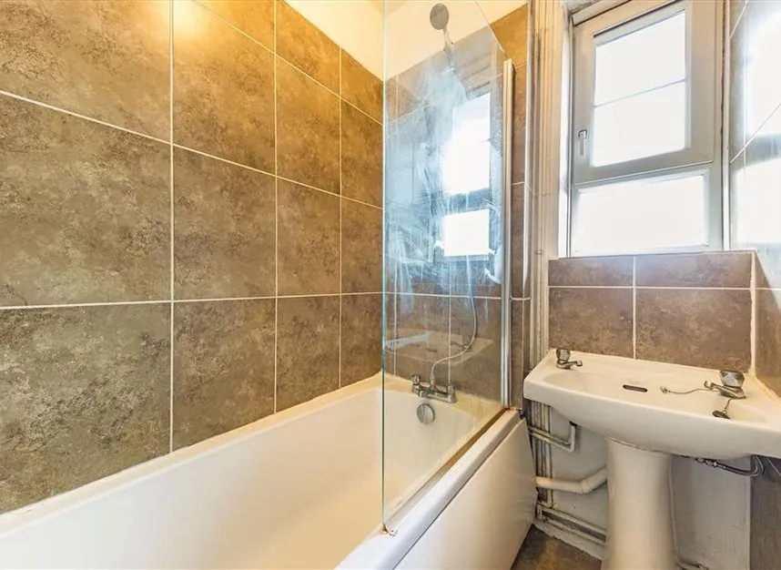 Bath Terrace, Elephant & Castle, SE1, photo 5