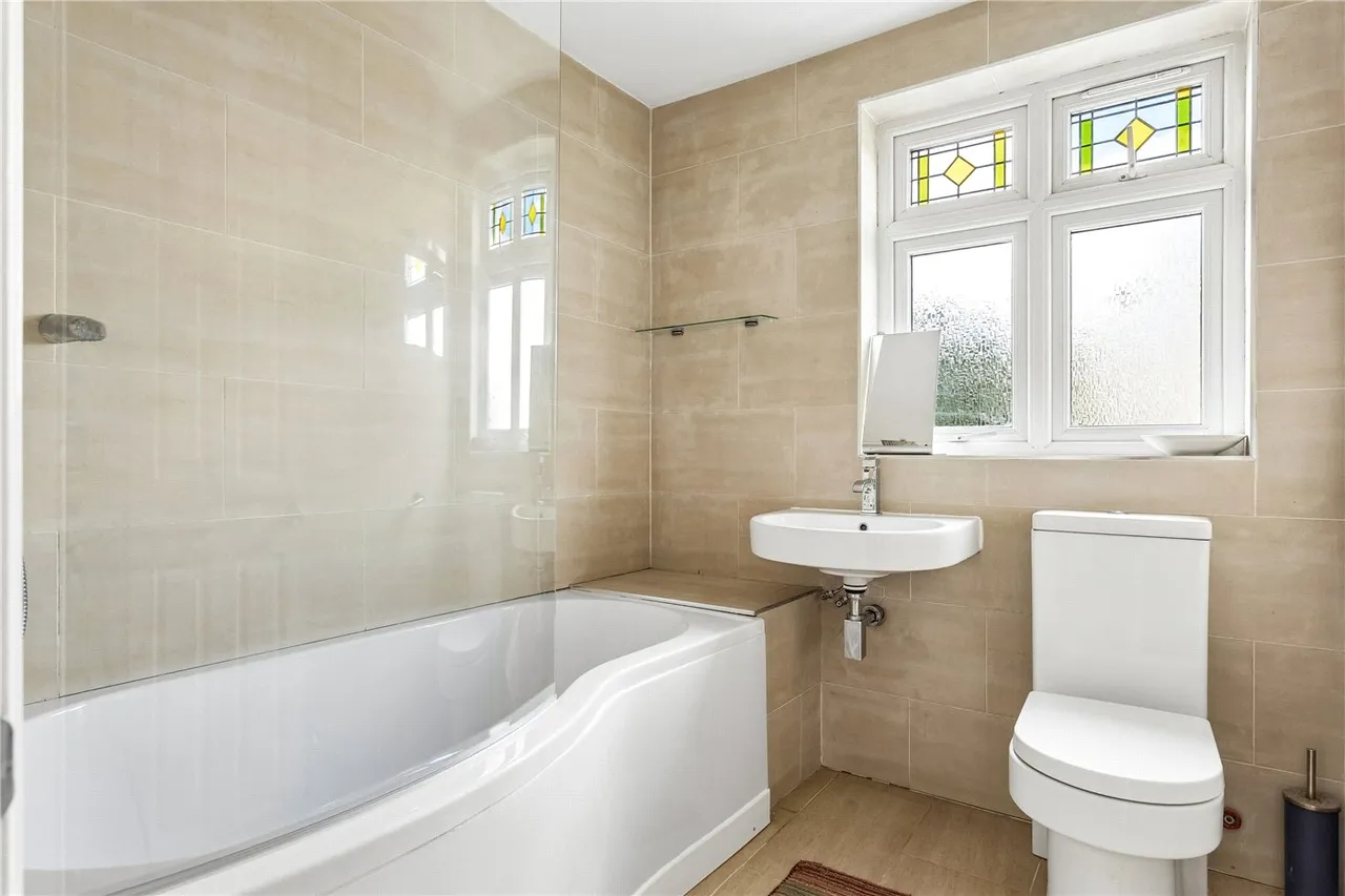 Topsham Road, London, SW17, photo 12