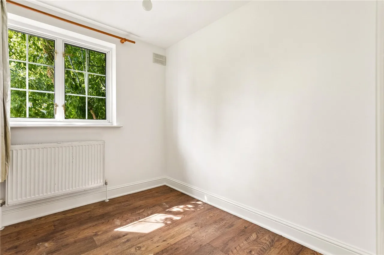 Topsham Road, London, SW17, photo 10