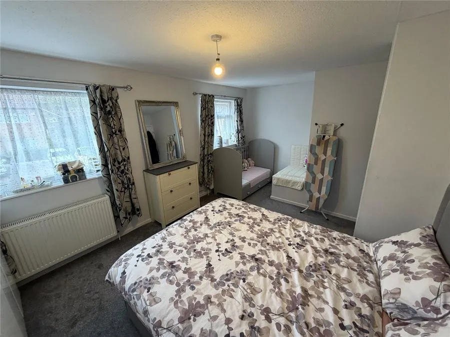 Bartelotts Road, Slough, SL2, photo 5