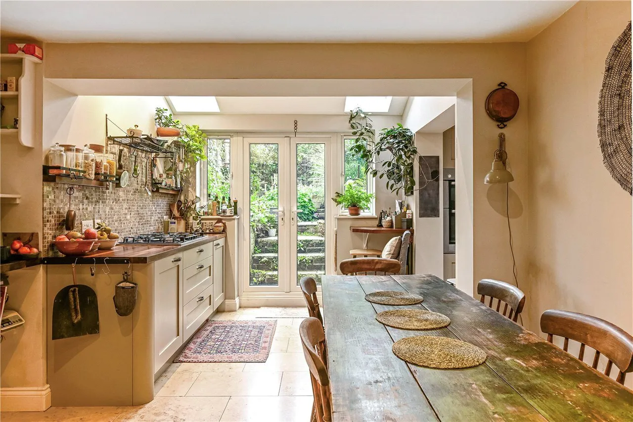 Victoria Road, Winchester, SO23, photo 3