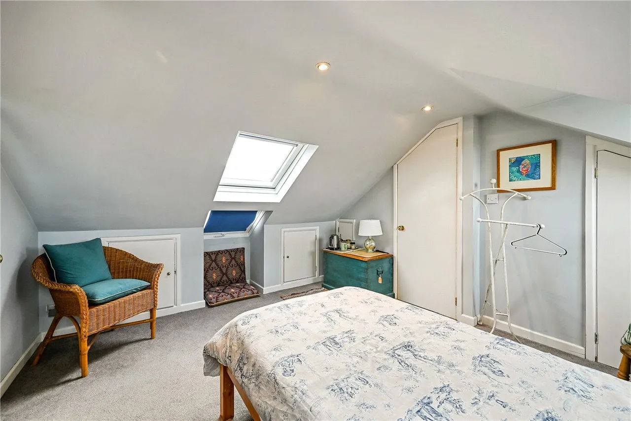 Victoria Road, Winchester, SO23, photo 13