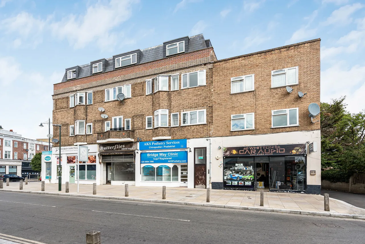 High Street, Whitton, TW2, photo 13