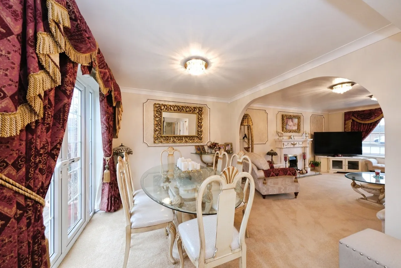 Carisbrooke Avenue, Gedling, Nottingham, Nottinghamshire, NG4, photo 8