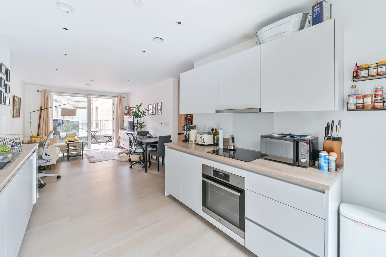 2 Marshal Apartments, 10 Wyndham Road, London, photo 8