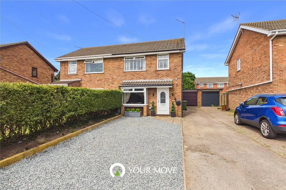 3 bed house for sale — Alder Close, Bradwell, Norfolk, NR31