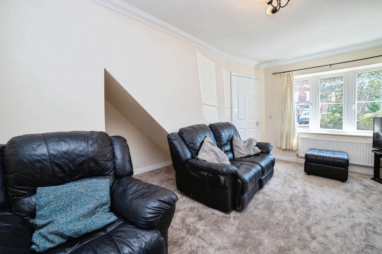 Lynton Drive, Sutton-in-Ashfield, Nottinghamshire, NG17, photo 4
