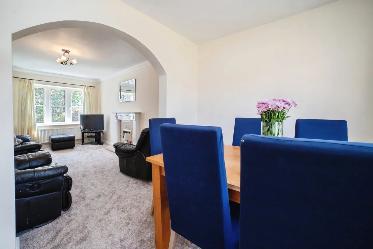 Lynton Drive, Sutton-in-Ashfield, Nottinghamshire, NG17, photo 5