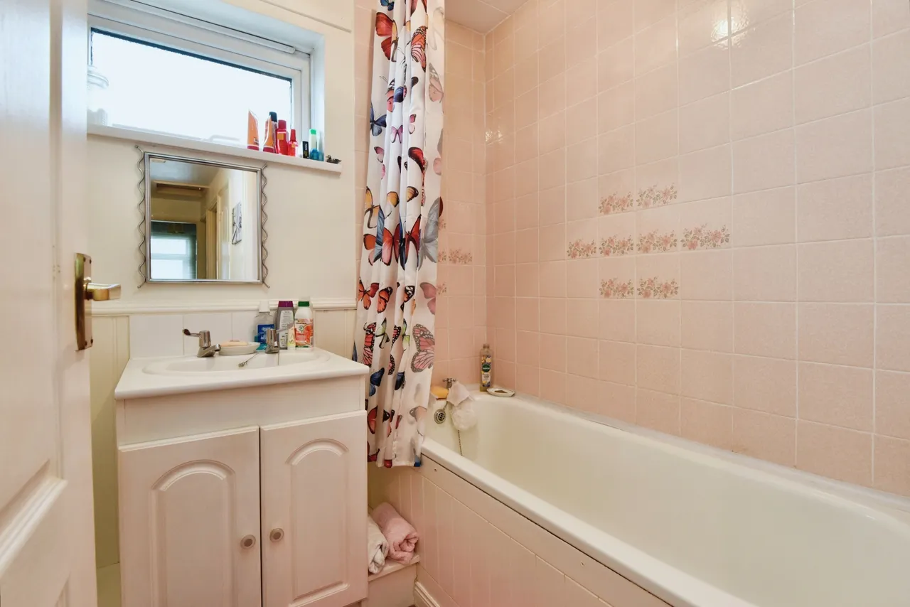 Palatine Drive, Newcastle, Staffordshire, ST5, photo 14