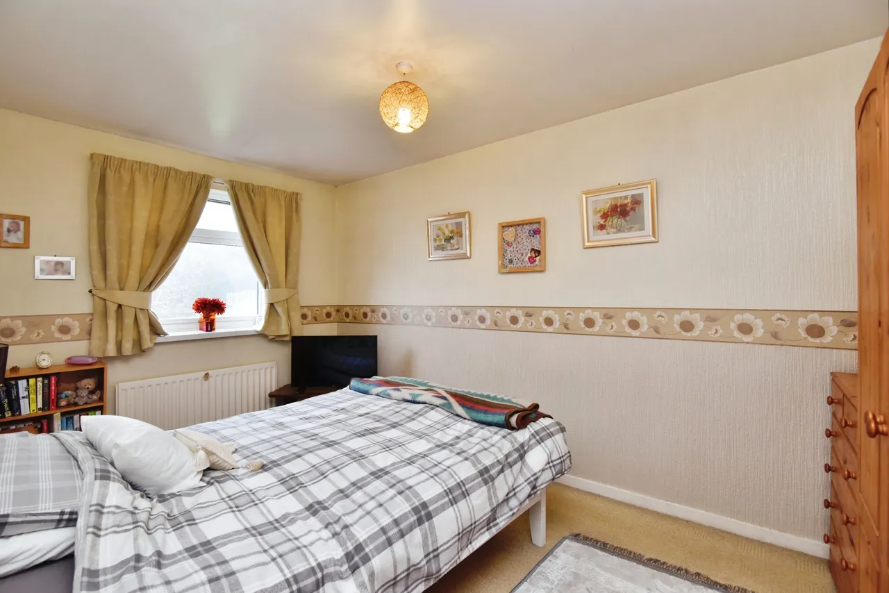 Palatine Drive, Newcastle, Staffordshire, ST5, photo 7
