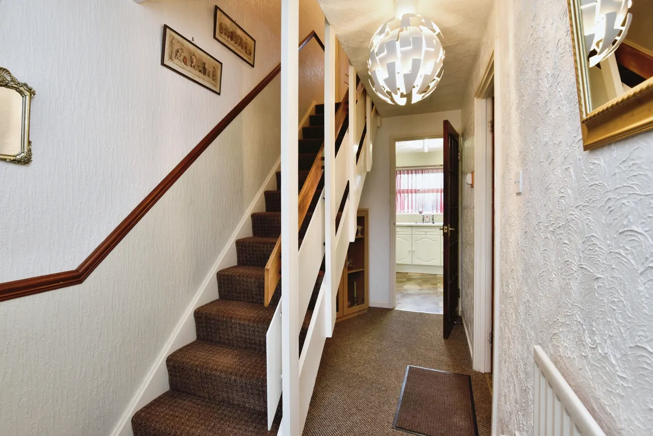 Palatine Drive, Newcastle, Staffordshire, ST5, photo 11