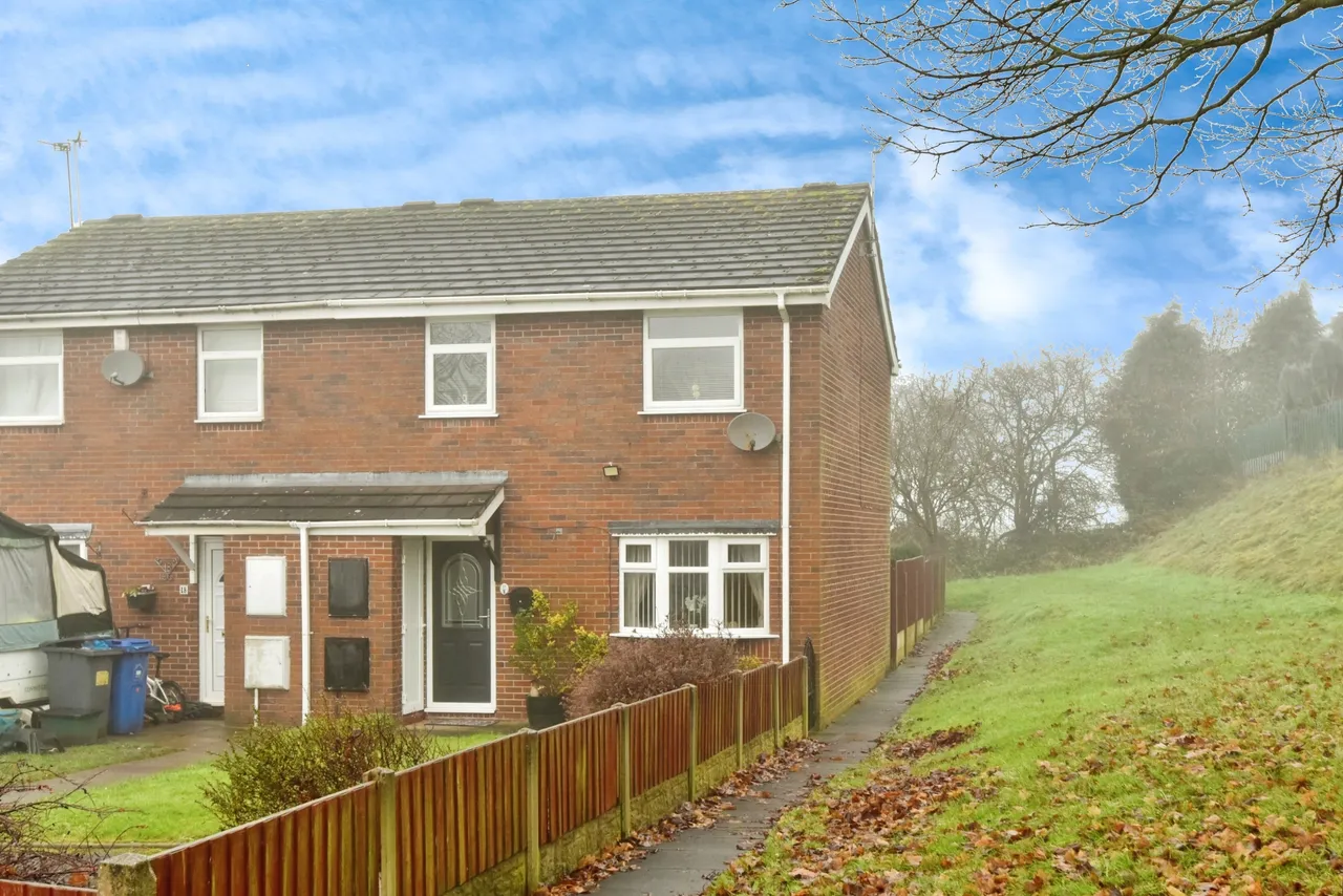 Palatine Drive, Newcastle, Staffordshire, ST5, photo 2