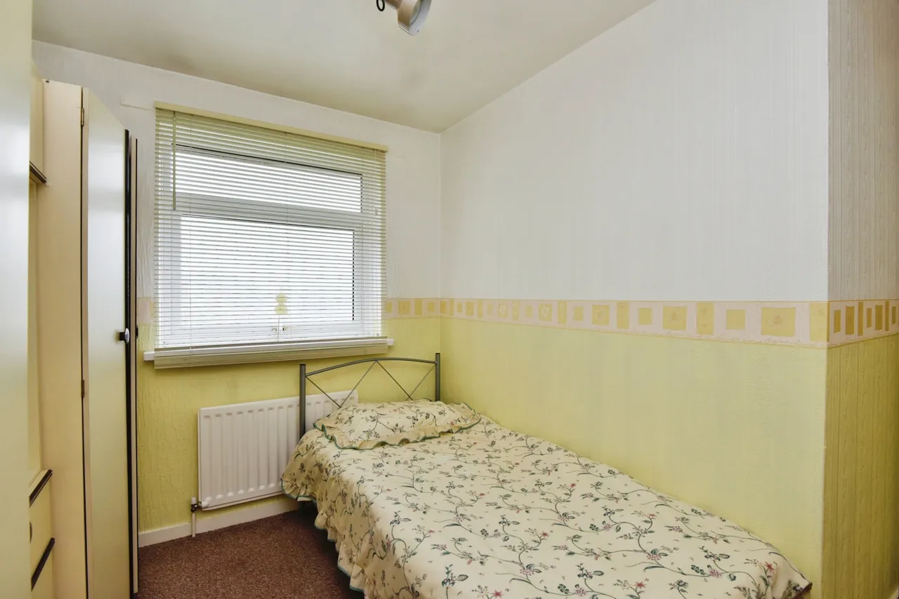 Palatine Drive, Newcastle, Staffordshire, ST5, photo 10