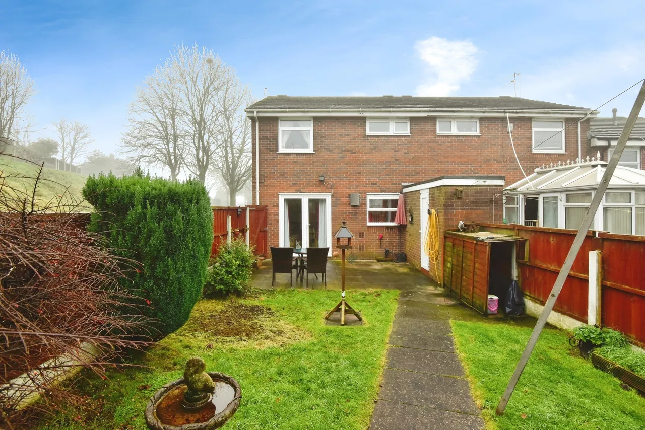 Palatine Drive, Newcastle, Staffordshire, ST5, photo 15