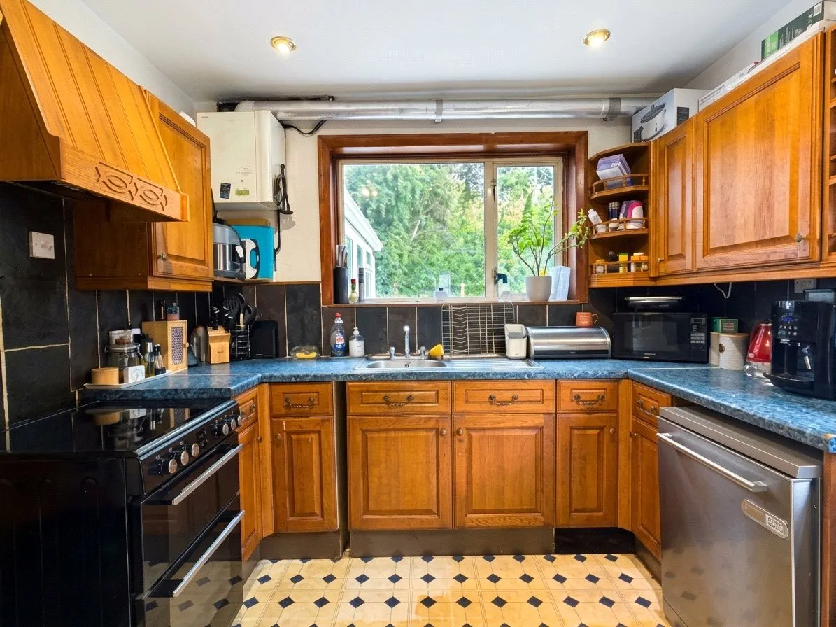 Ainger Close, Aldershot, GU12, photo 16