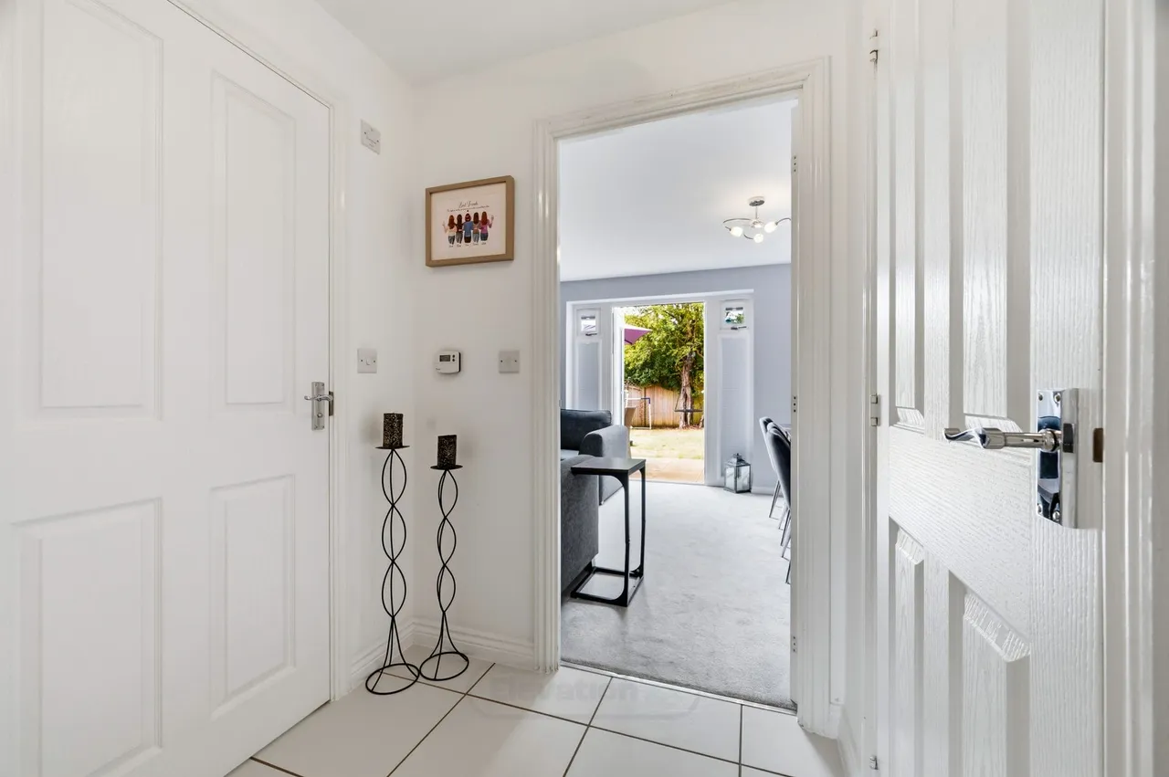 Greylag Gardens, Shenley Brook End, Milton Keynes, Milton Keynes, MK5 7GX, photo 8