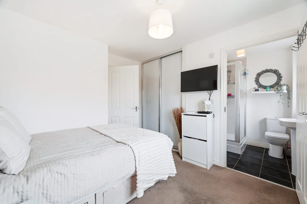 Greylag Gardens, Shenley Brook End, Milton Keynes, Milton Keynes, MK5 7GX, photo 15