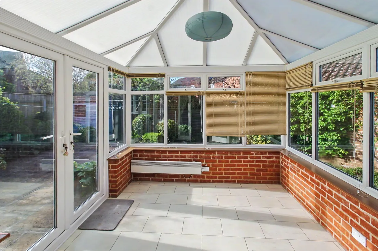 Semi-Detached Home in Holt Built by H, photo 3