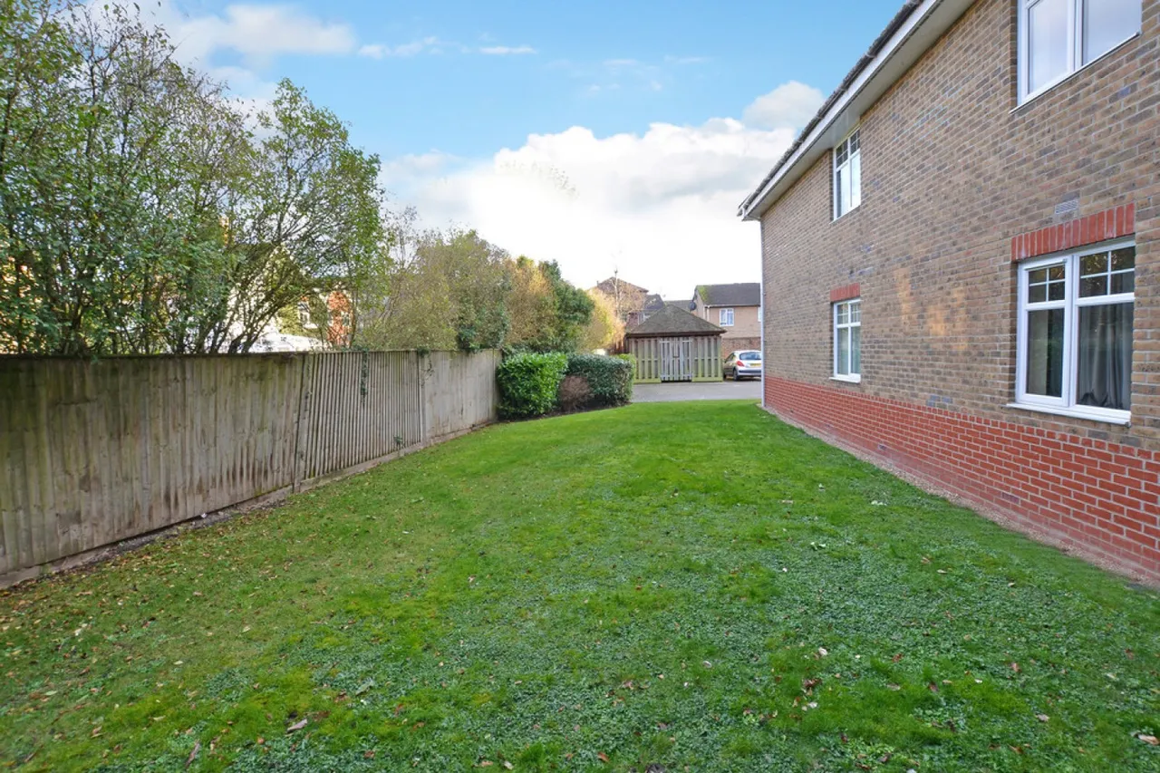 Camberley, GU15, photo 15